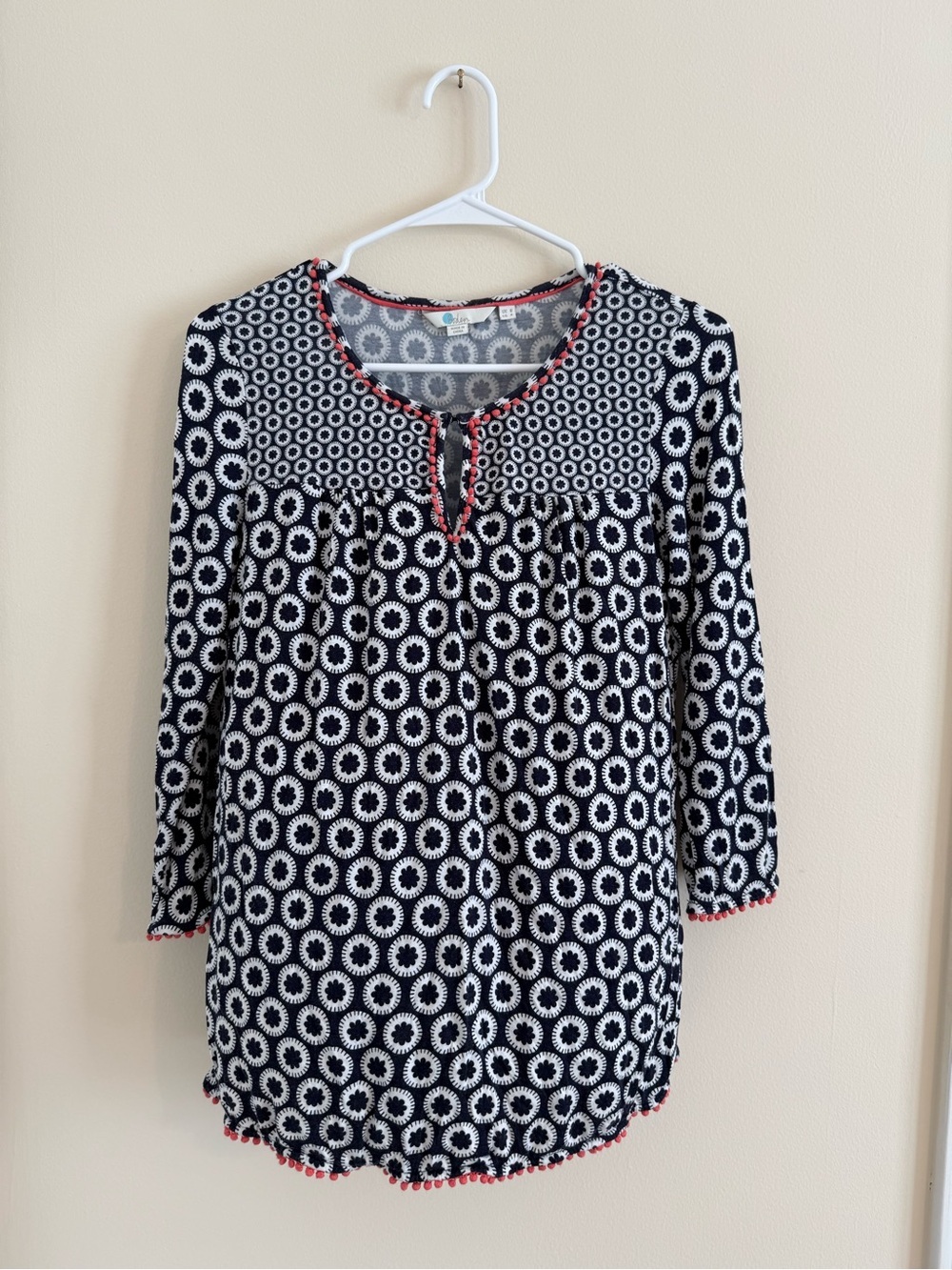 Boden 4 Gray Floral Keyhole Neck 3/4 Sleeved Tunic Top Women’s US 4